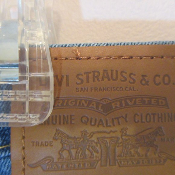 NWT  Levi Strauss & Co. San Francisco  Men's Straight Fit Jeans 32x29 - Picture 7 of 12